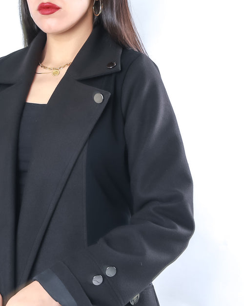 COLLAR COAT IN SILVER LINGS