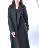 COLLAR COAT IN SILVER LINGS