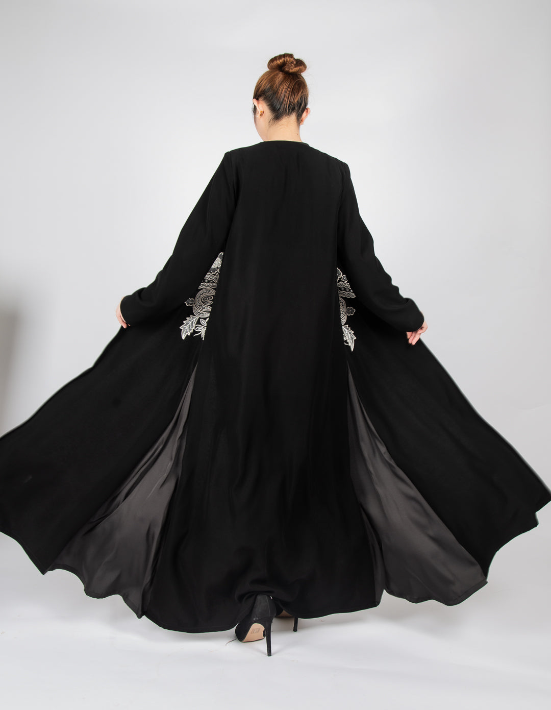 ORCHID VEIL ABAYA