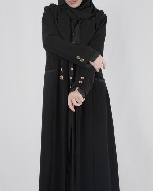COLLAR IN GOLDEN BUTTONS