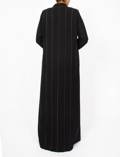 BLACK STREAMLINED