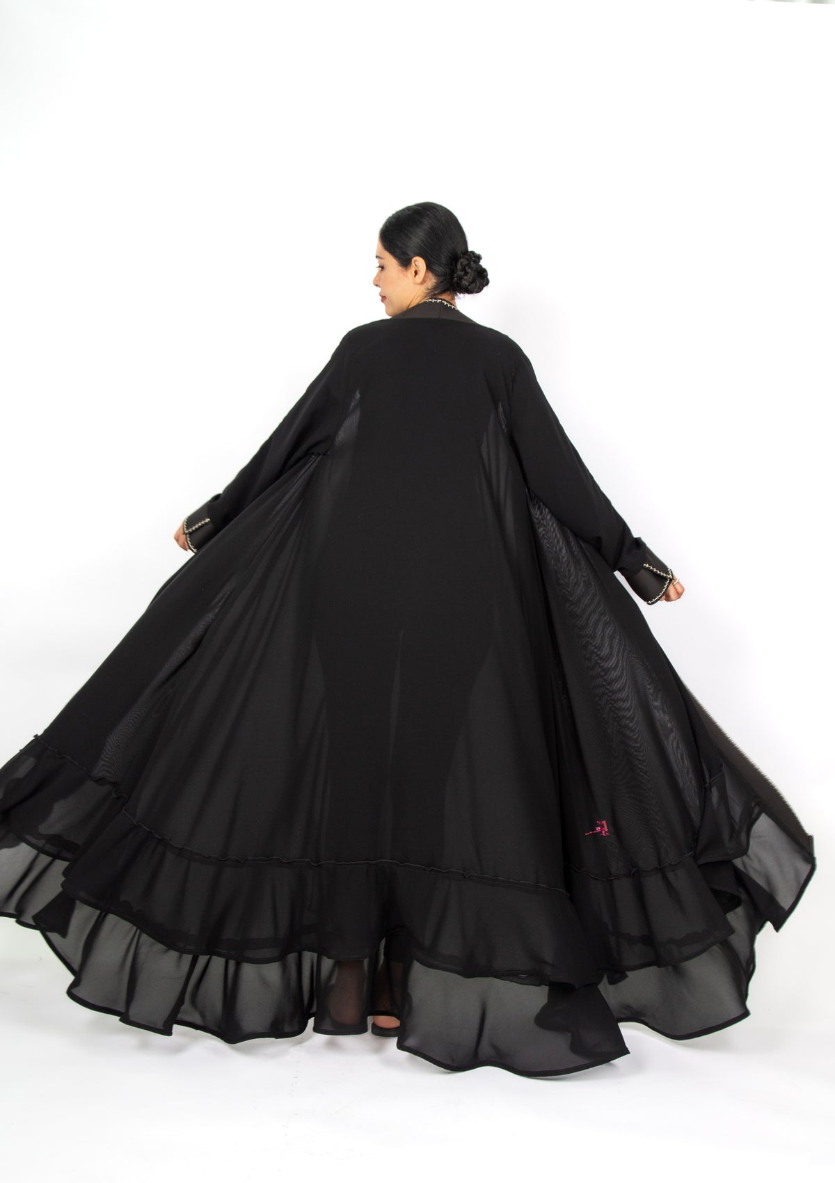 RUFFLES WHITE THREAD