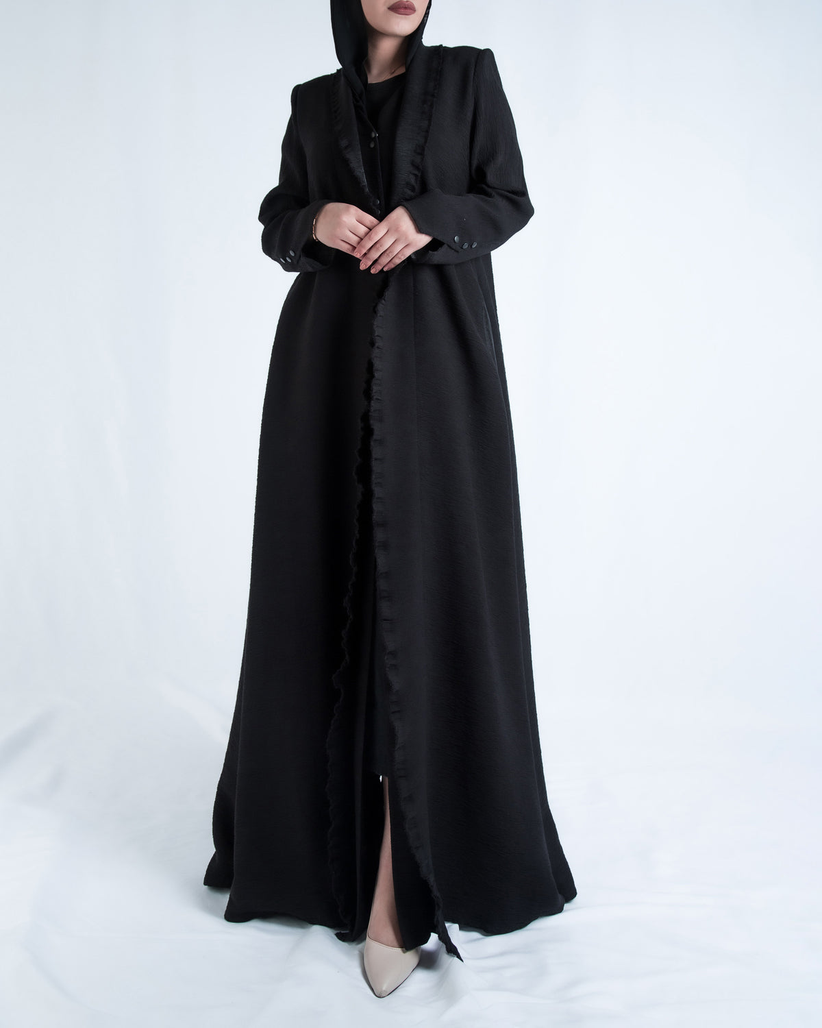 LEGACY IN COLLAR RUFFLES