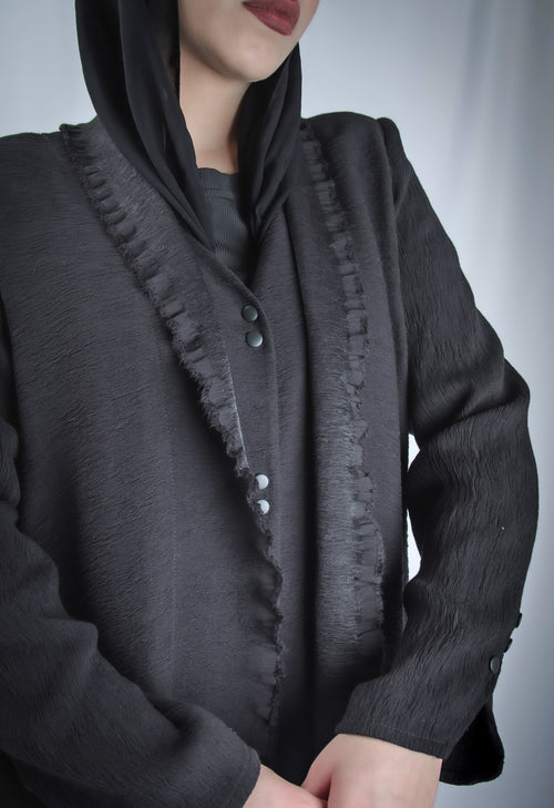 LEGACY IN COLLAR RUFFLES