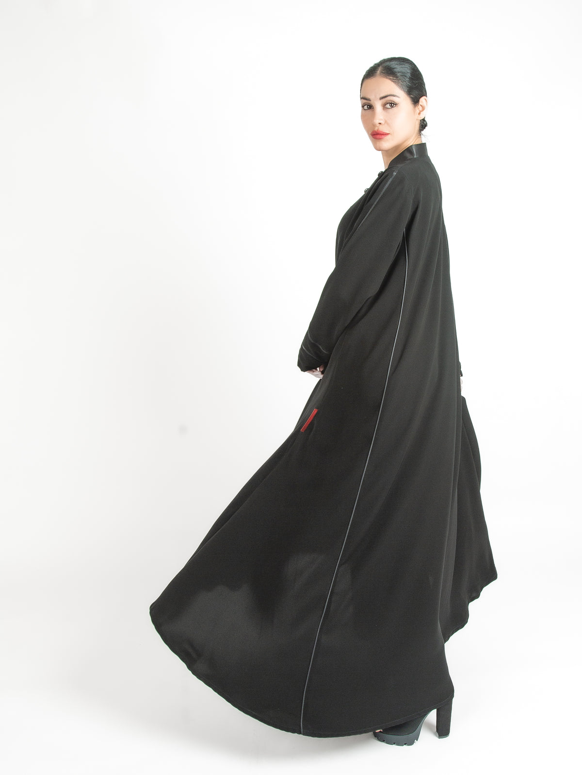 D COLLAR IN SATIN