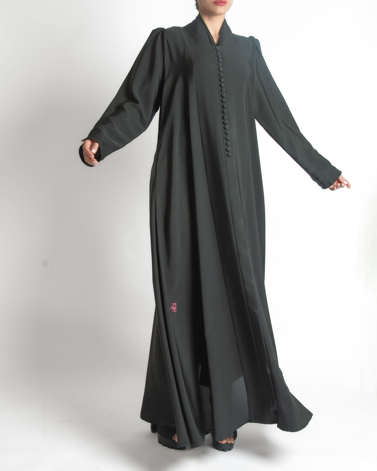 PLAIN ABAYA IN BUTTONS